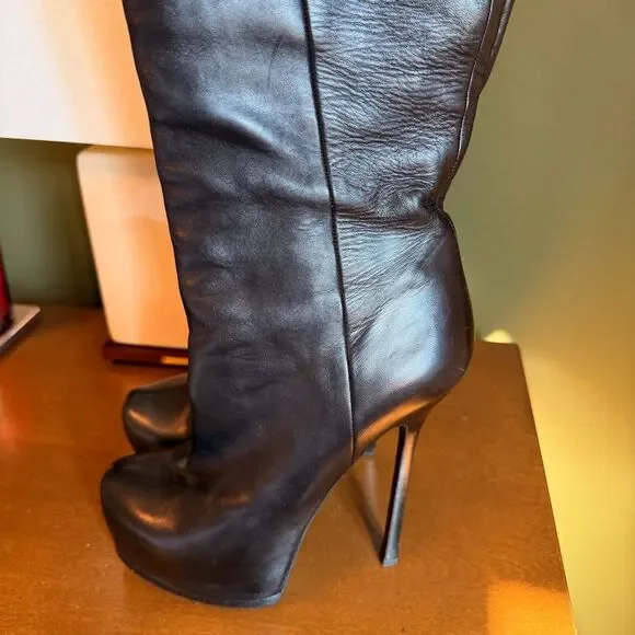 Authentic YSL Leather Boots Womens 39| 9 - Picture 4 of 10
